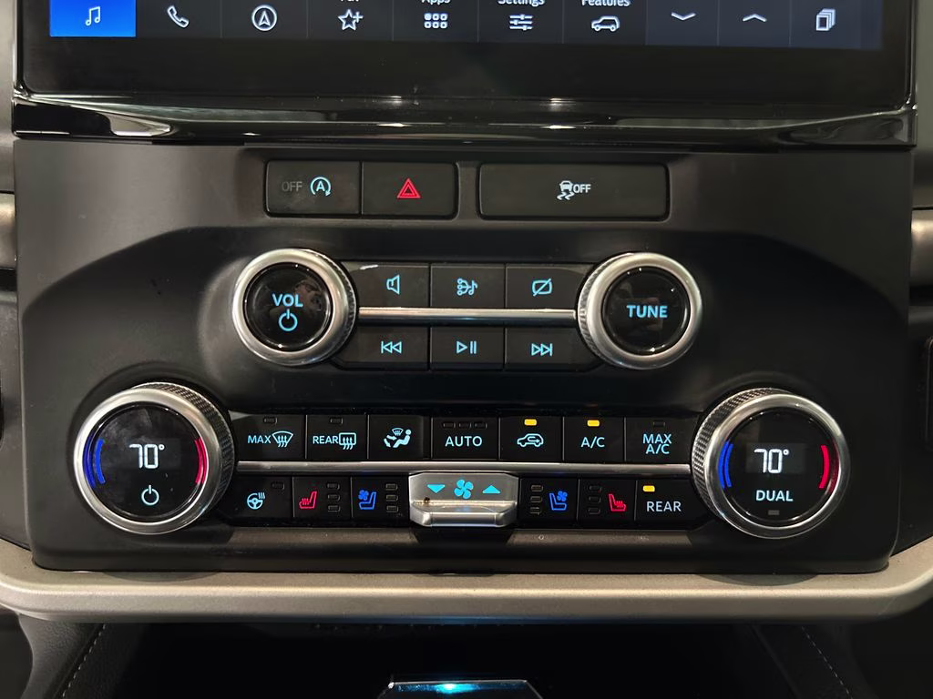 2023 Iconic Silver Metallic Ford Expedition XLT RWD SUV