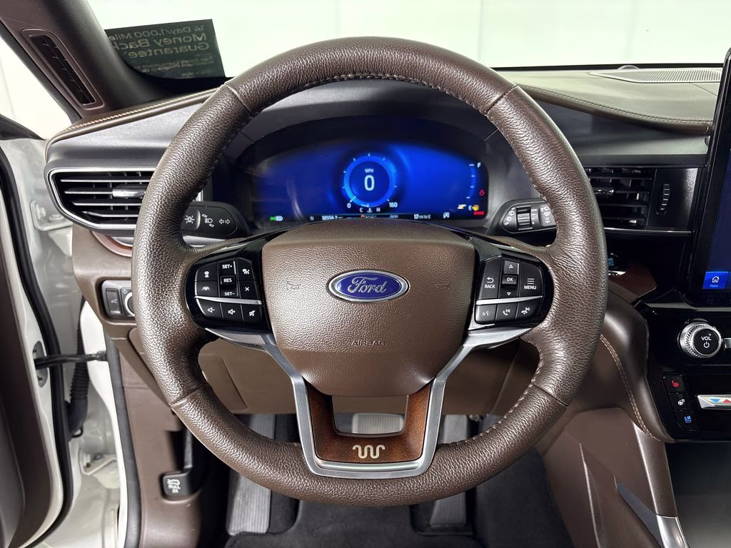 2023 White Metallic Ford Explorer King Ranch RWD SUV
