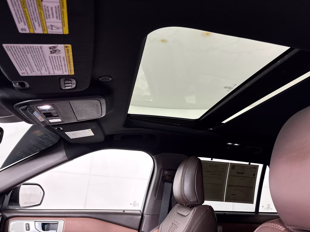 2023 White Metallic Ford Explorer King Ranch RWD SUV