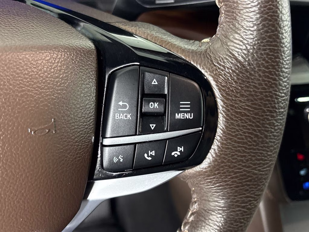 2023 White Metallic Ford Explorer King Ranch RWD SUV
