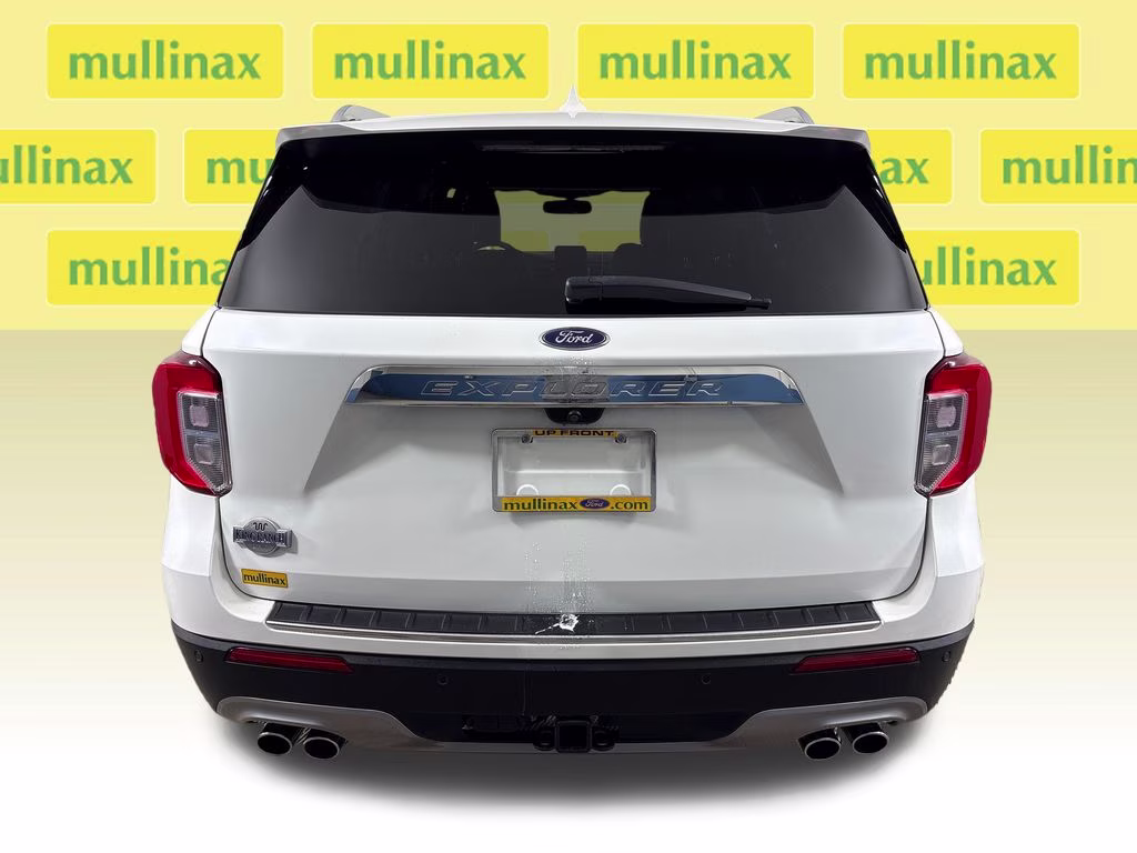 2023 White Metallic Ford Explorer King Ranch RWD SUV