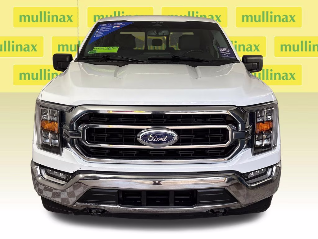 2023 Oxford White Ford F-150 XLT 4X4 Truck