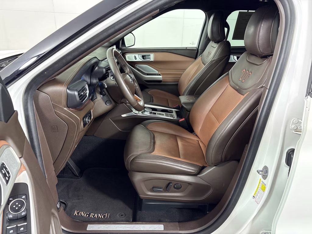 2023 White Metallic Ford Explorer King Ranch RWD SUV