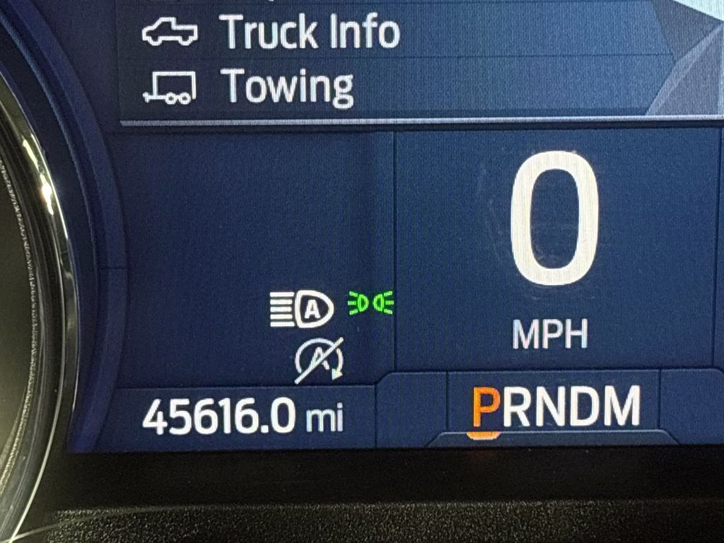 2023 Oxford White Ford F-150 XLT 4X4 Truck