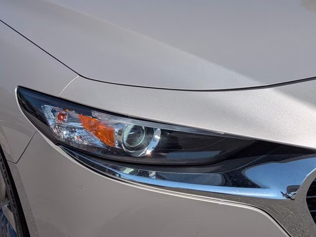 2024 Platinum Quartz Metallic Mazda Mazda3 2.5 S Preferred Package FWD Sedan