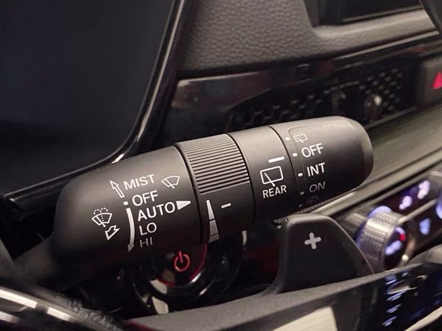 2023 Platinum White Pearl Honda CR-V Hybrid Sport Touring AWD SUV