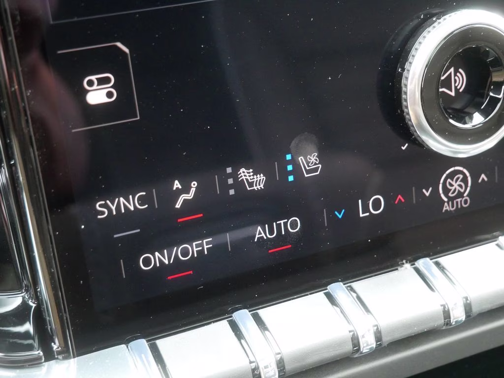 2026 Onyx Black GMC Yukon XL Denali Ultimate 4X4 SUV