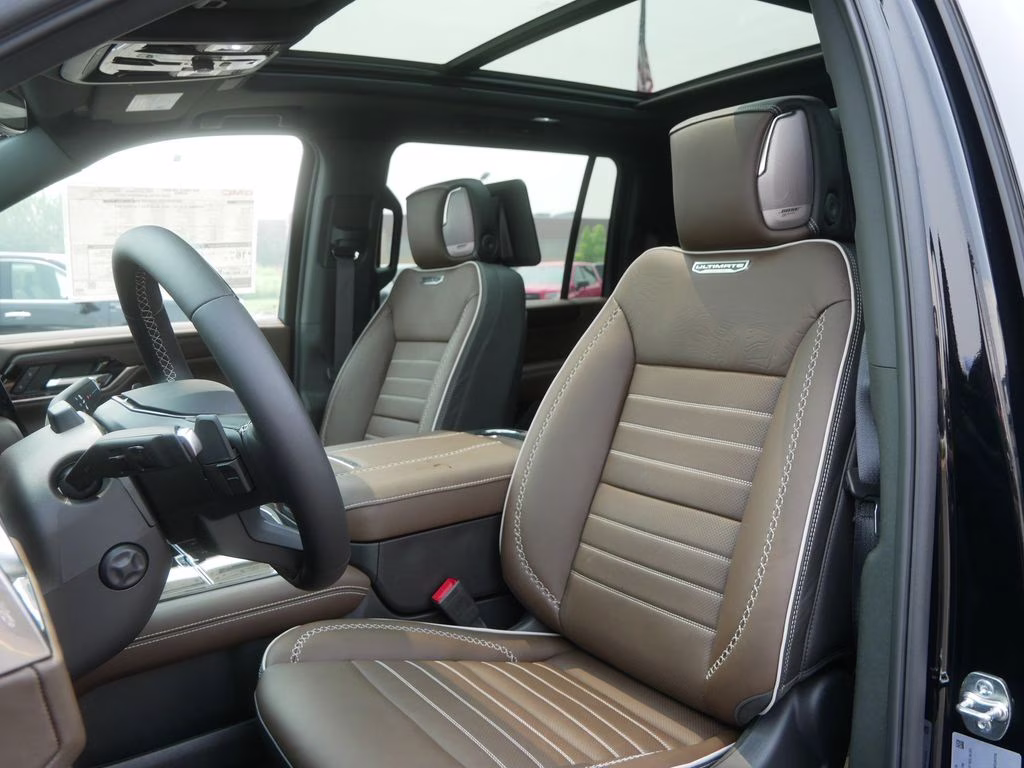 2026 Onyx Black GMC Yukon XL Denali Ultimate 4X4 SUV