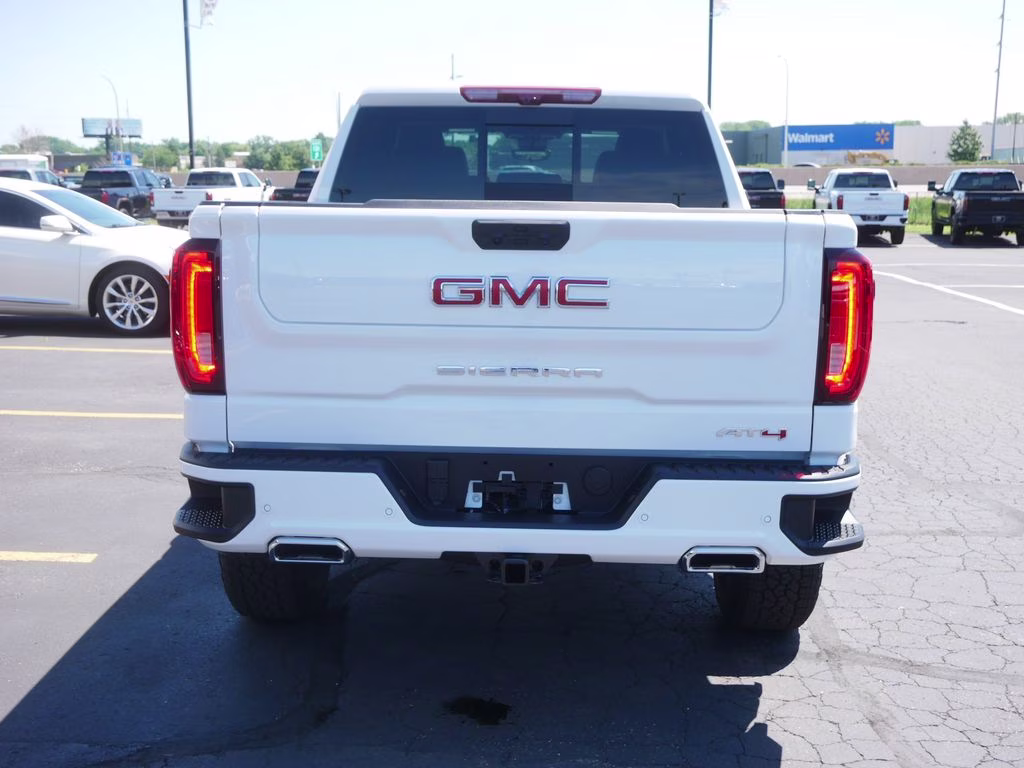 2026 Summit White GMC Sierra 1500 AT4 4X4 Truck