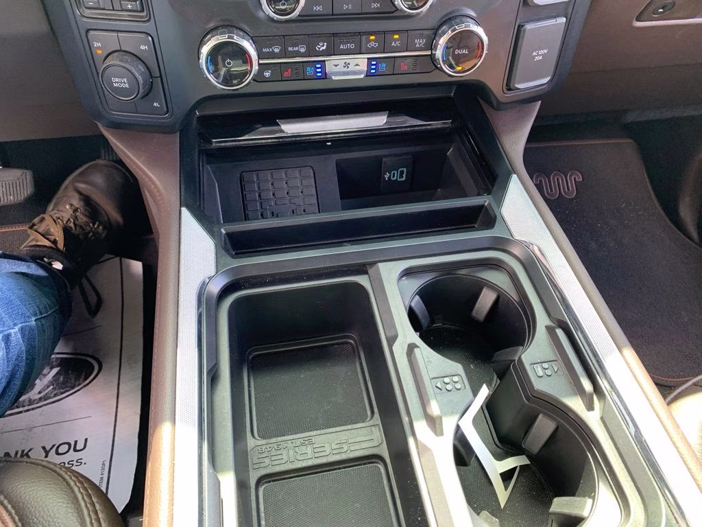 2024 Black Metallic Ford Super Duty F-350 DRW King Ranch 4X4 Truck