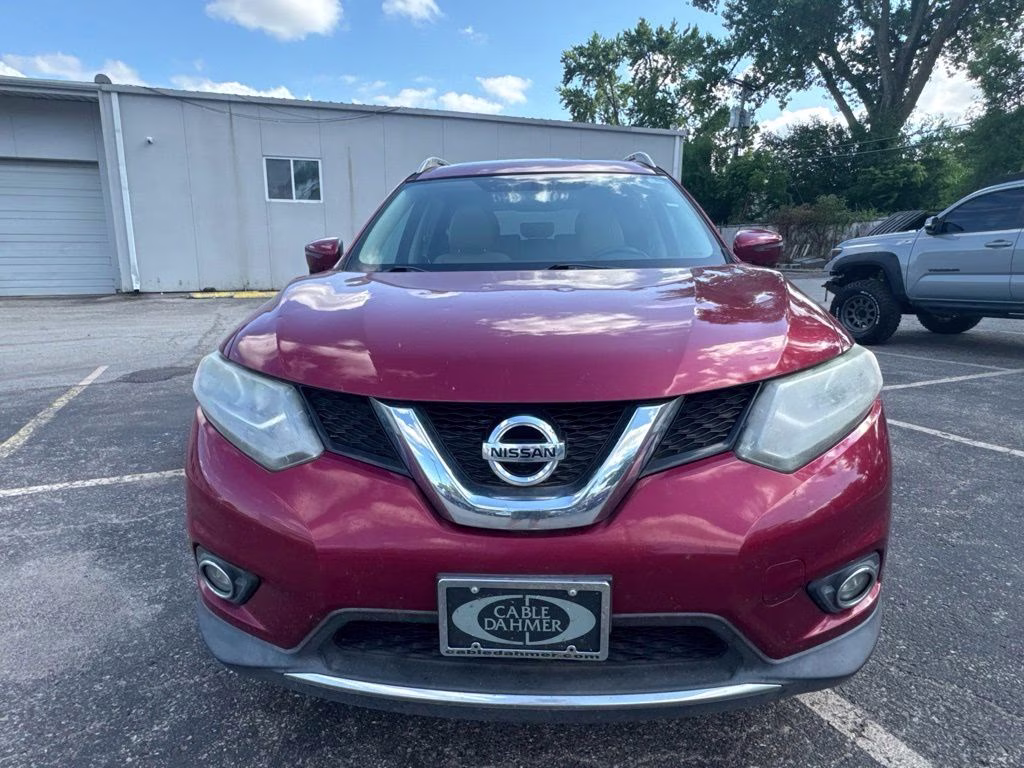 2016 Cayenne Red Nissan Rogue SL FWD SUV