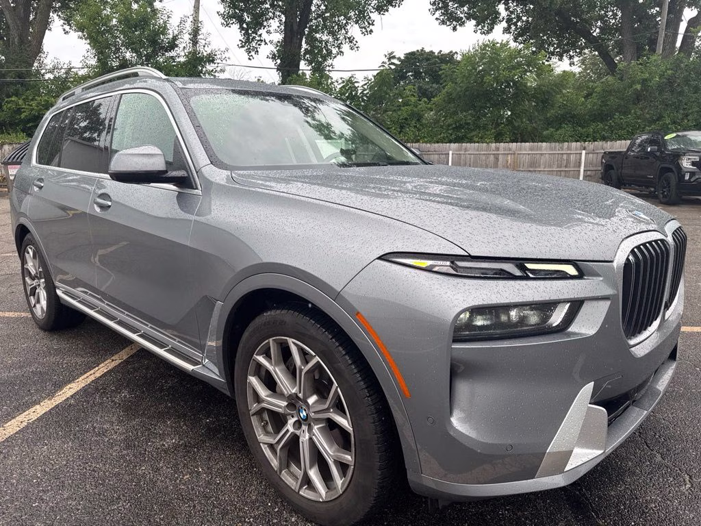 2025 Gray Metallic BMW X7 xDrive40i AWD SUV
