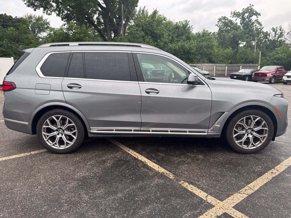 2025 Gray Metallic BMW X7 xDrive40i AWD SUV