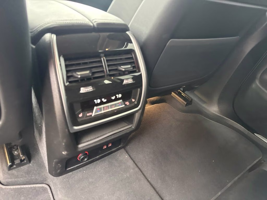 2025 Gray Metallic BMW X7 xDrive40i AWD SUV