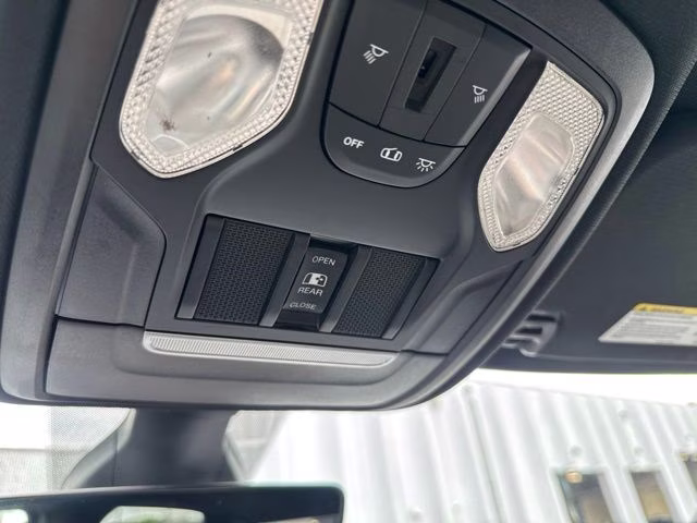 2021 Diamond Black Crystal Pearlcoat Ram 1500 Big Horn 4X4 Truck