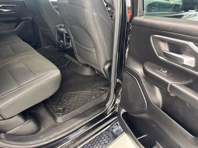 2021 Diamond Black Crystal Pearlcoat Ram 1500 Big Horn 4X4 Truck