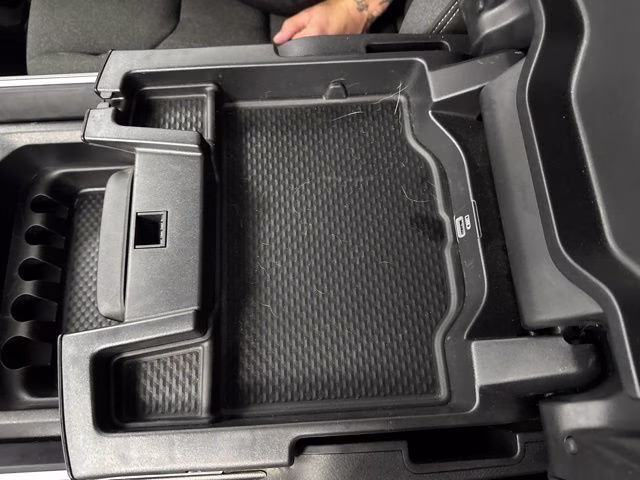2021 Diamond Black Crystal Pearlcoat Ram 1500 Big Horn 4X4 Truck