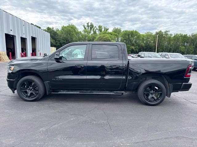 2021 Diamond Black Crystal Pearlcoat Ram 1500 Big Horn 4X4 Truck