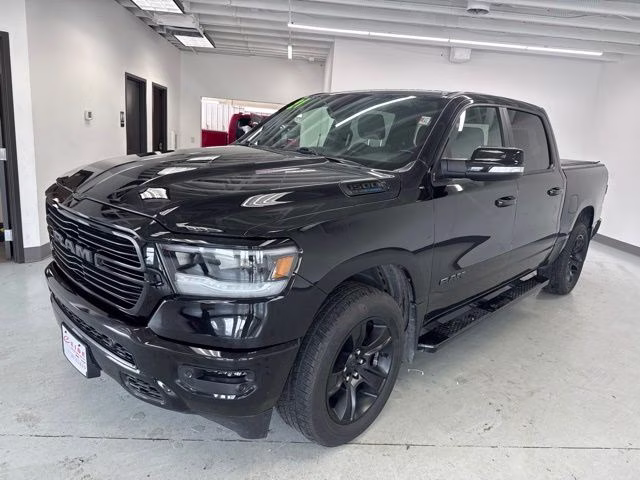 2021 Diamond Black Crystal Pearlcoat Ram 1500 Big Horn 4X4 Truck