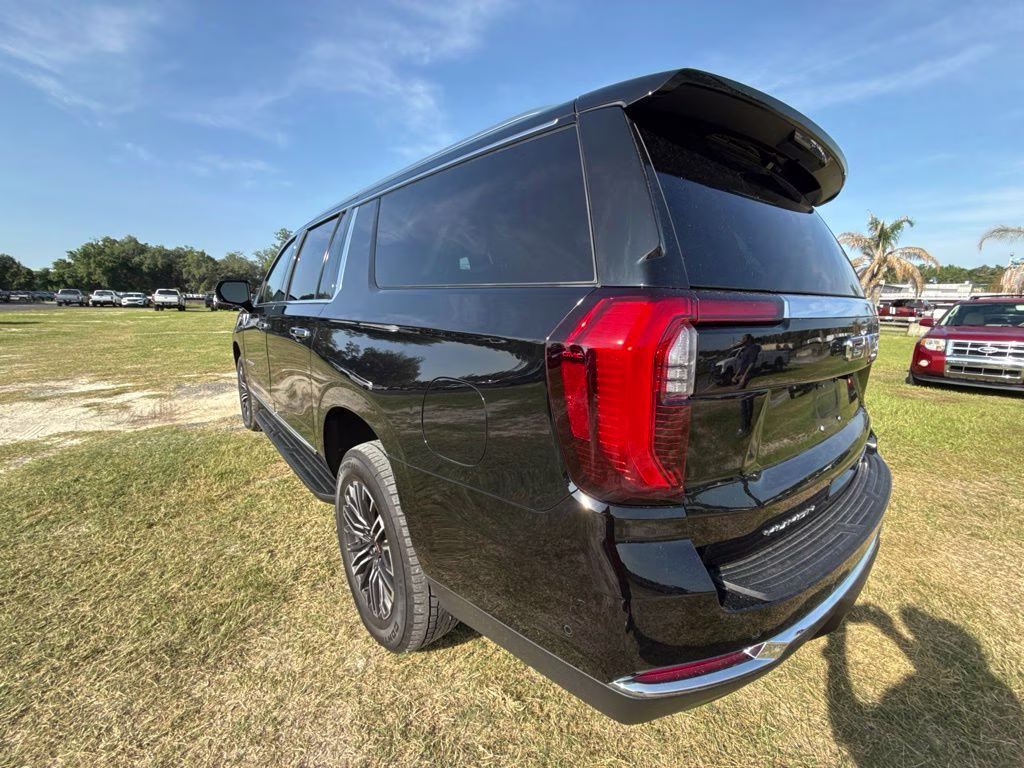 2025 Onyx Black GMC Yukon XL Elevation 4X4 SUV