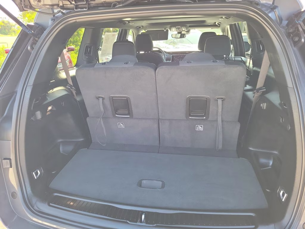 2024 Baltic Gray Metallic Clearcoat Jeep Grand Cherokee L Laredo 4X4 SUV