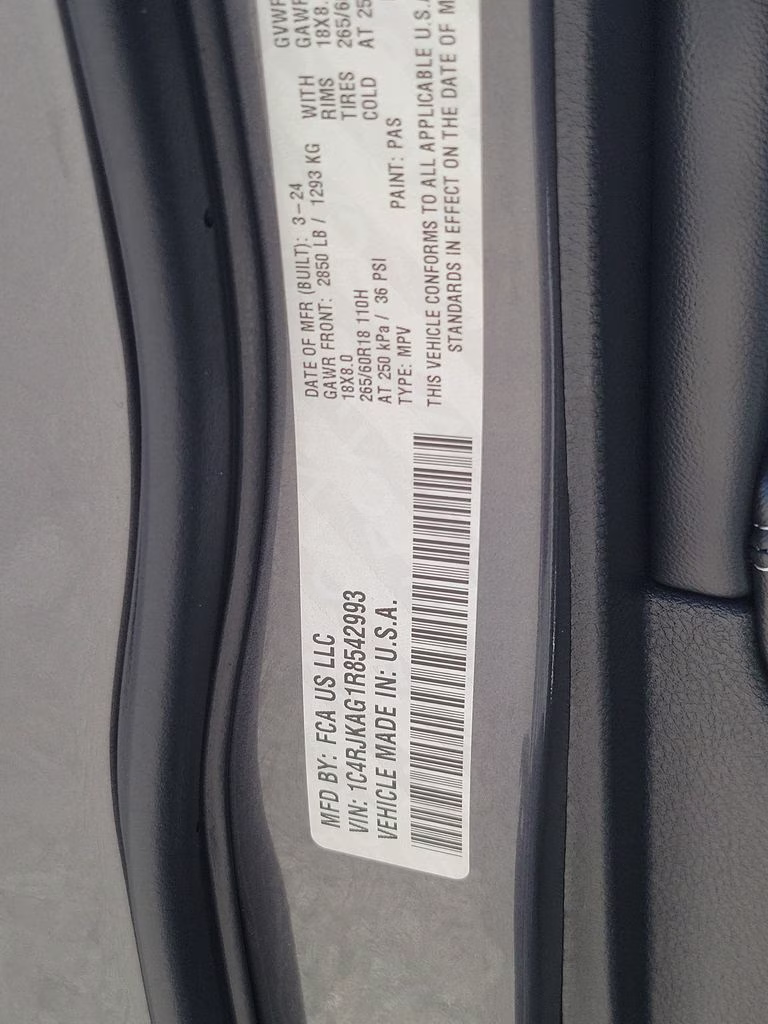 2024 Baltic Gray Metallic Clearcoat Jeep Grand Cherokee L Laredo 4X4 SUV