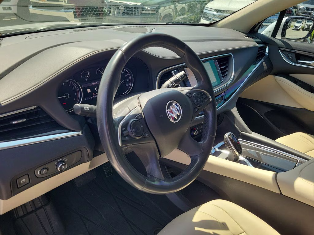 2021 White Frost Tricoat Buick Enclave Essence FWD SUV