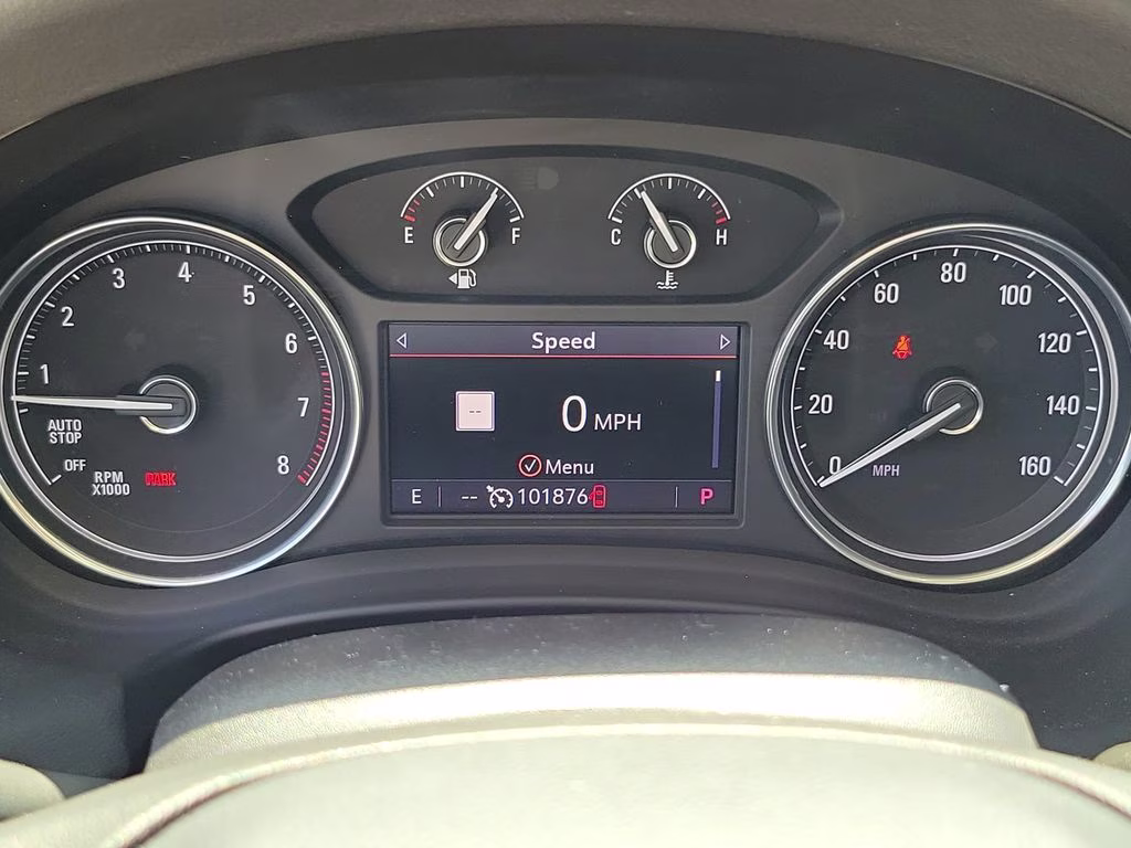 2021 White Frost Tricoat Buick Enclave Essence FWD SUV
