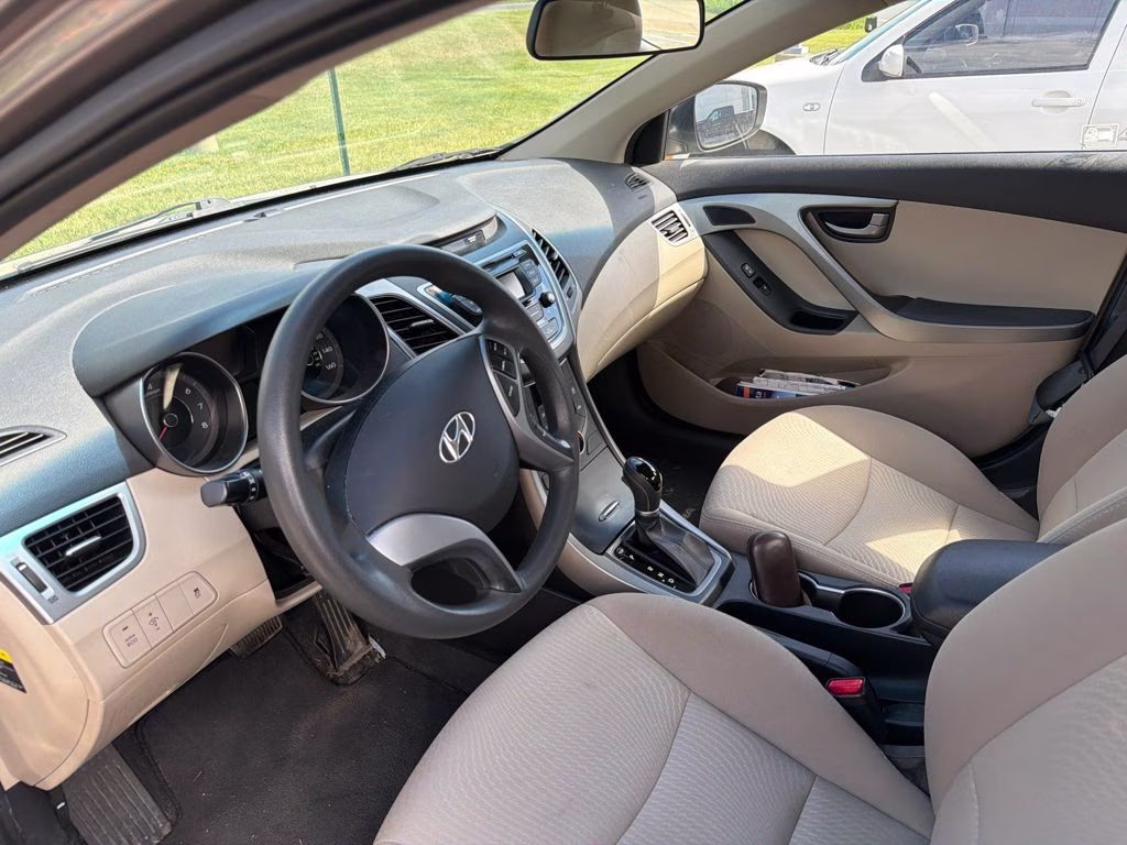 2016 Desert Bronze Hyundai Elantra SE FWD Sedan