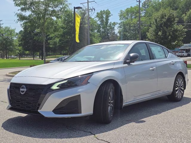 2026 Brilliant Silver Metallic Nissan Altima 2.5 SV FWD Sedan