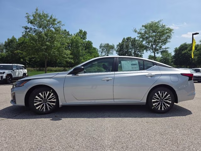 2026 Brilliant Silver Metallic Nissan Altima 2.5 SV FWD Sedan