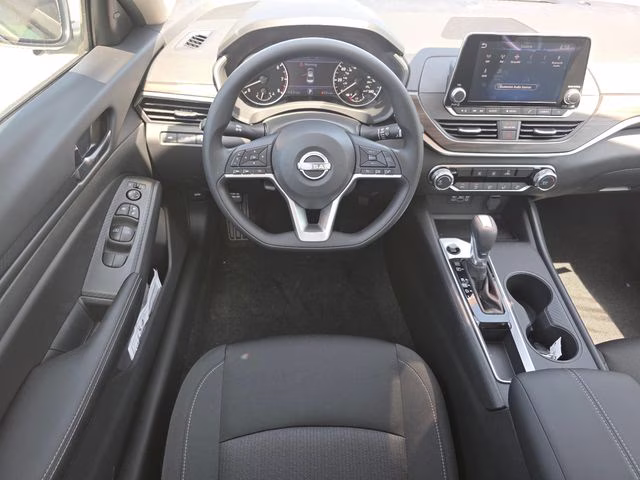 2026 Brilliant Silver Metallic Nissan Altima 2.5 SV FWD Sedan