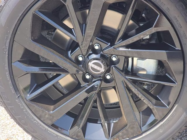 2026 Moonrock Gray Nissan Rogue Plug-In Hybrid Platinum AWD SUV