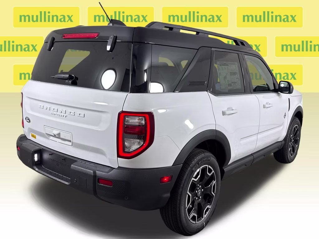 2026 Oxford White Ford Bronco Sport Outer Banks 4X4 SUV