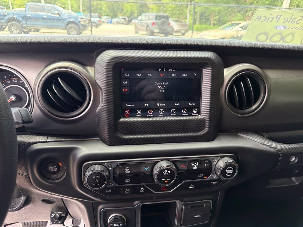 2023 Firecracker Red Clearcoat Jeep Gladiator Sport 4X4 Truck