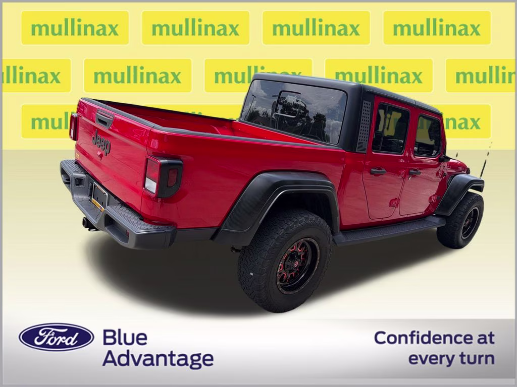 2023 Firecracker Red Clearcoat Jeep Gladiator Sport 4X4 Truck