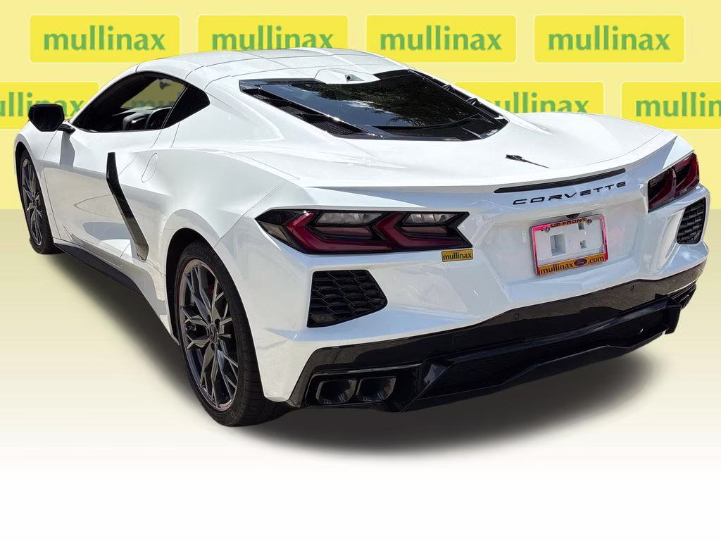2024 Arctic White Chevrolet Corvette Stingray RWD Coupe