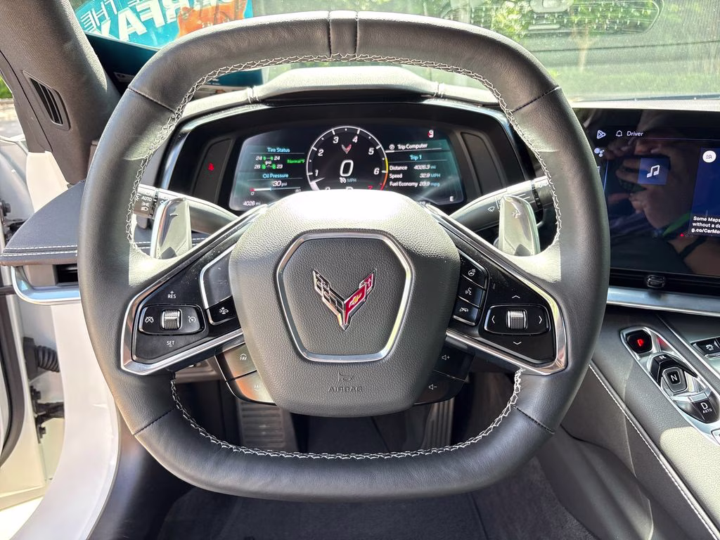 2024 Arctic White Chevrolet Corvette Stingray RWD Coupe