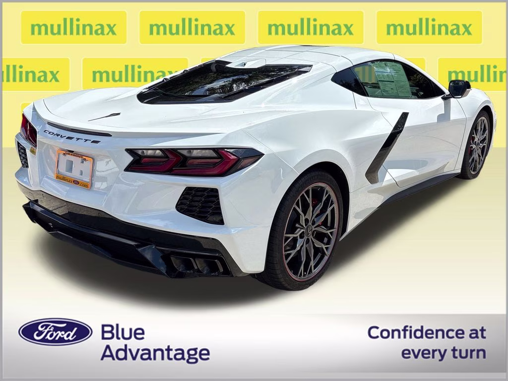 2024 Arctic White Chevrolet Corvette Stingray RWD Coupe
