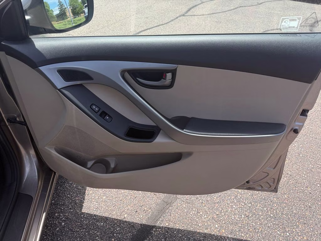 2016 Desert Bronze Hyundai Elantra SE FWD Sedan