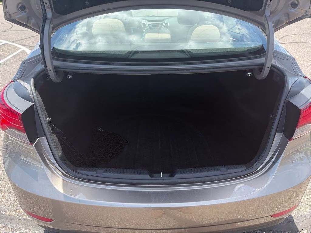 2016 Desert Bronze Hyundai Elantra SE FWD Sedan