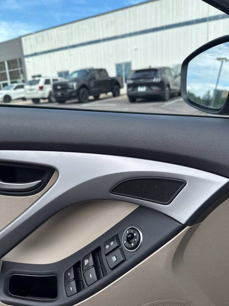 2016 Desert Bronze Hyundai Elantra SE FWD Sedan