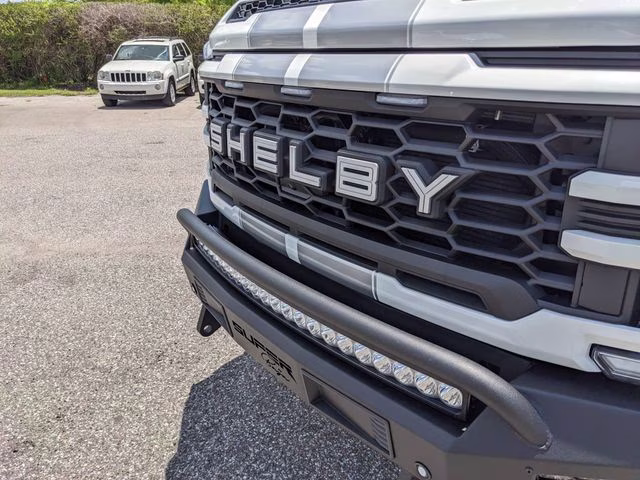 2026 Star White Metallic Tri-Coat Ford Super Duty F-250 SRW Lariat 4X4 Truck