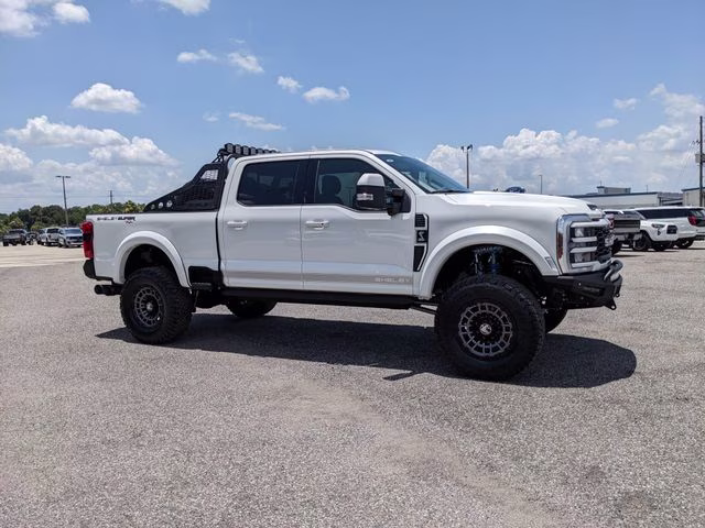 2026 Star White Metallic Tri-Coat Ford Super Duty F-250 SRW Lariat 4X4 Truck