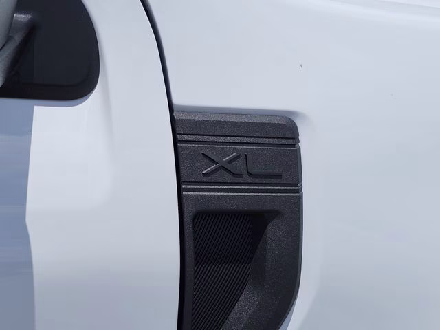 2026 Oxford White Ford Maverick XL FWD Truck