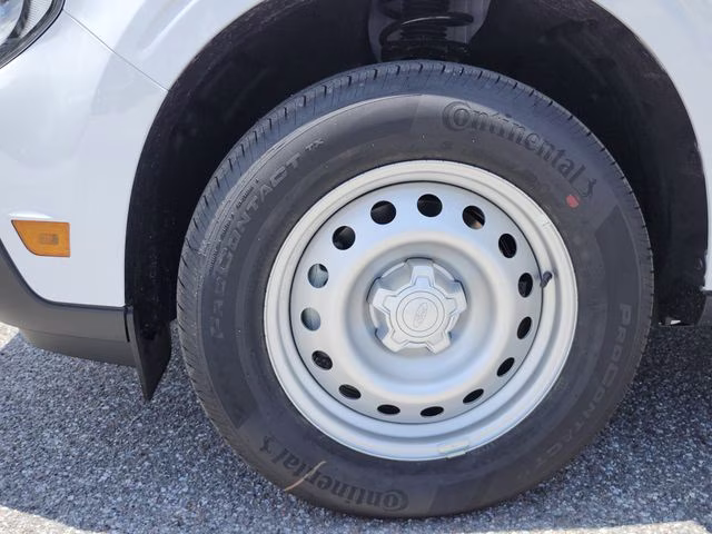 2026 Oxford White Ford Maverick XL FWD Truck