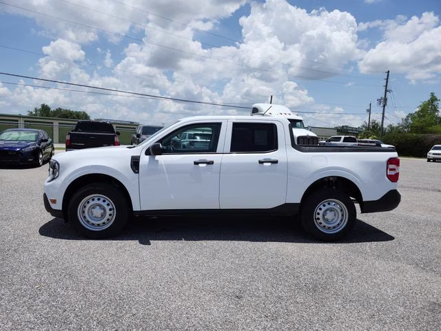 2026 Oxford White Ford Maverick XL FWD Truck