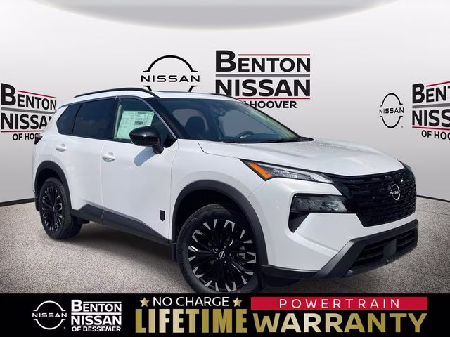 2026 Everest White Pearl Tricoat Nissan Rogue Dark Armor FWD SUV
