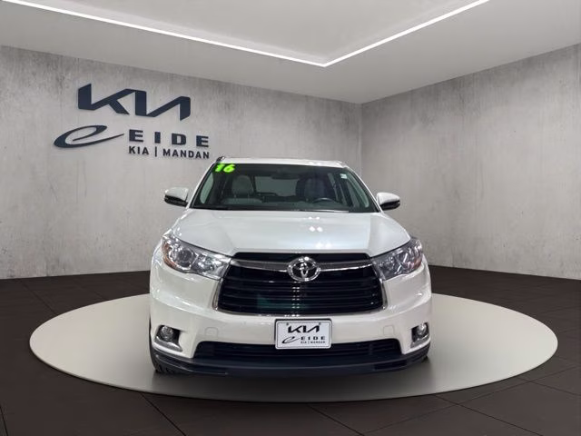 2016 Blizzard Pearl Toyota Highlander Limited AWD SUV