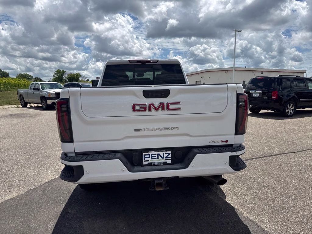 2024 Summit White GMC Sierra 2500HD AT4 4X4 Truck